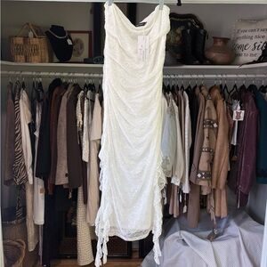 Elegant White Lace Dress